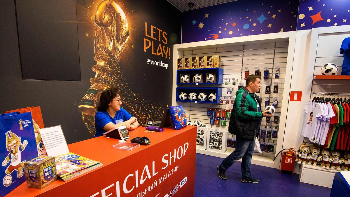 Nike Kids: 5 Alasan Mengapa Koleksi Ini Bikin Dompet Menjerit (Tapi Anak Bahagia!)