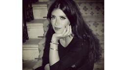  Daniella Semaan, pasangan dari pemain Chelsea, Cesc Fabregas, para pendukung Chelsea sangat mengenali Daniella di London, karena dia salah satu WAGs  seksi yang tinggal di London .(Photo/Instagram)