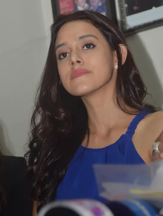 Seperti diketahui, pasangan Fairuz A. Rafiq dan Galih Ginanjar menikah pada 2011, pernikahan itu berakhir pada 2014 silam. Dari pernikahannya, membuahkan seorang anak, King Faaz Arafiq, yang kini menjadi akar dari masalahnya. (Deki Prayoga/Bintang.com)