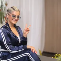 Malam puncak HUT SCTV ke-27 akan dimeriahkan oleh banyak penampilan artis dari dalam dan luar negeri. Salah satu yang akan hadir dalam acara itu adalah penyanyi Bebe Rexha. (Adrian Putra/Bintang.com)