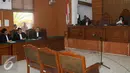 Suasana sidang praperadilan mantan Direktur Utama Pelindo II RJ Lino di PN Jakarta Selatan, Senin (11/1/2016). Hakim tunggal Udjiati menunda sidang sampai 18 Januari 2016 karena adanya permintaan penundaan dari pihak KPK. (Liputan6.com/Yoppy Renato)