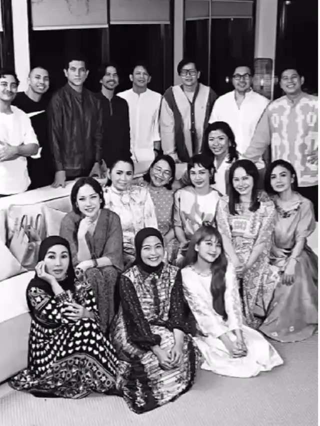 9 Potret Artis Buka Puasa Bersama 2026 Paling Hangat, Penuh Kebersamaan