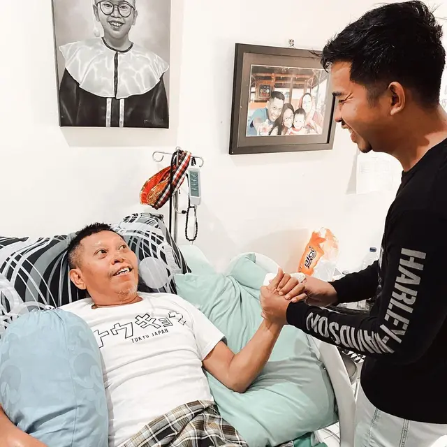 7 Potret Kondisi Terbaru Tukul Arwana, Semakin Membaik