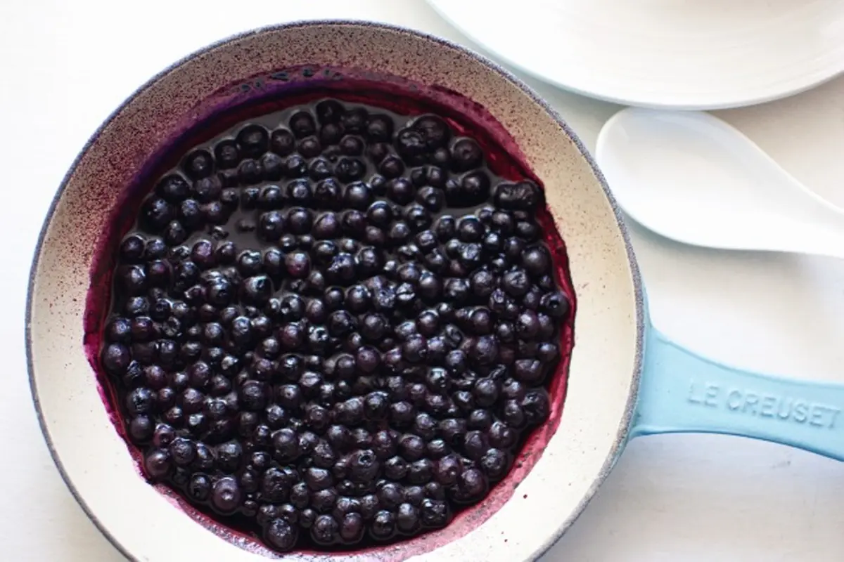 Waffel Blueberry, Menu Sarapan Lezat Buat Kamu yang Sedang Diet