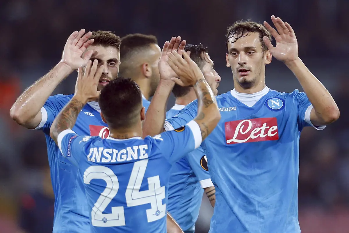 Napoli Lumat  Midtjylland 5-0 di San Paolo
