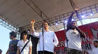 Jokowi dan Slank tampil di Stadion Pandaan, Boyolali, Sabtu (4/10/2014) (Liputan6.com/Reza Kuncoro)