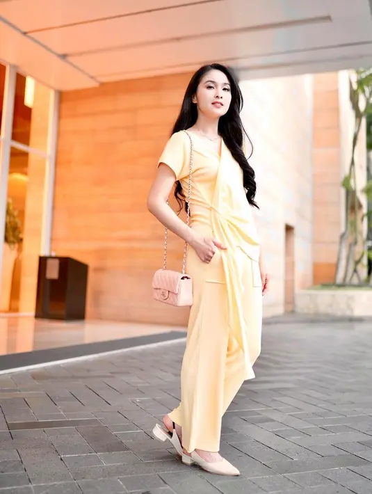 (Instagram/sandradewi88)