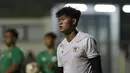 Dari total 5 laga bersama Timnas senior, Muhammad Riyandi mampu mencetak 1 kali clean sheet dan kebobolan 8 gol. Kelemahannya adalah ia masih canggung dalam melakukan passing dan memberi komando kepada para pemain belakang serta kurang cermat dalam duel udara. (Bola.com/M. Iqbal Ichsan)