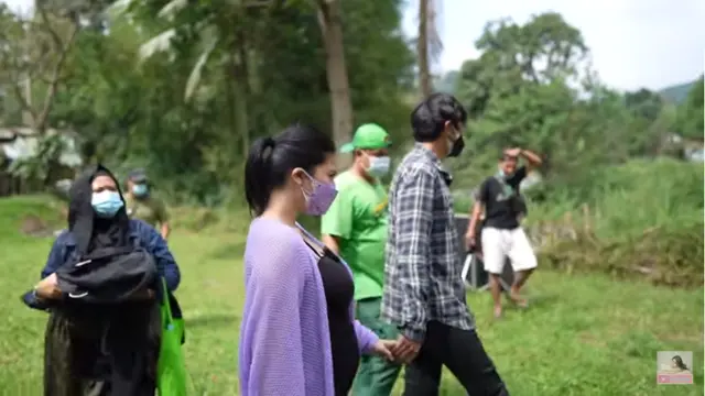Meski Sedang Hamil, Ini 6 Momen Felicya Angelista Temani Caesar Hito Saat Syuting