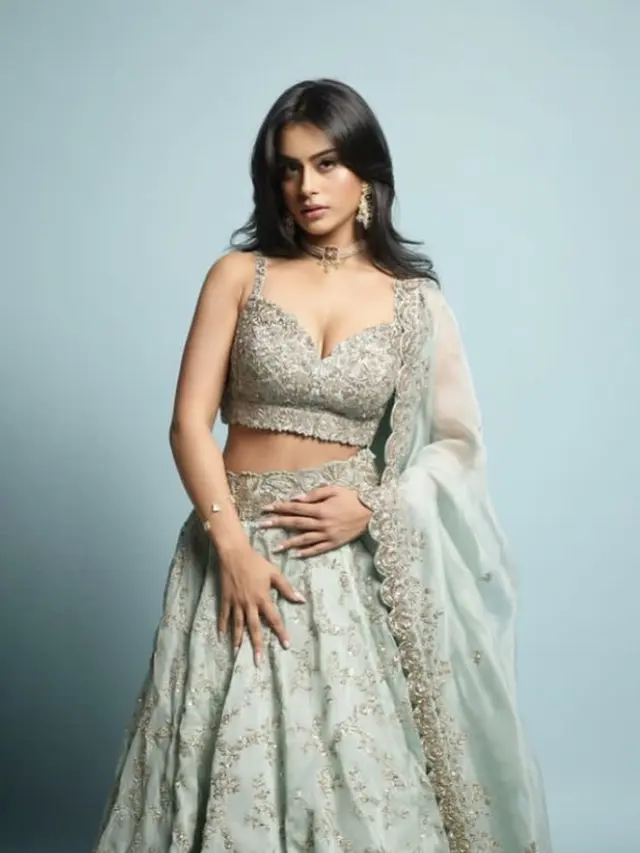 Potret Putri Sulung Kajol, Nysa Devgan, credit: Instagram @nysadevgan.tr