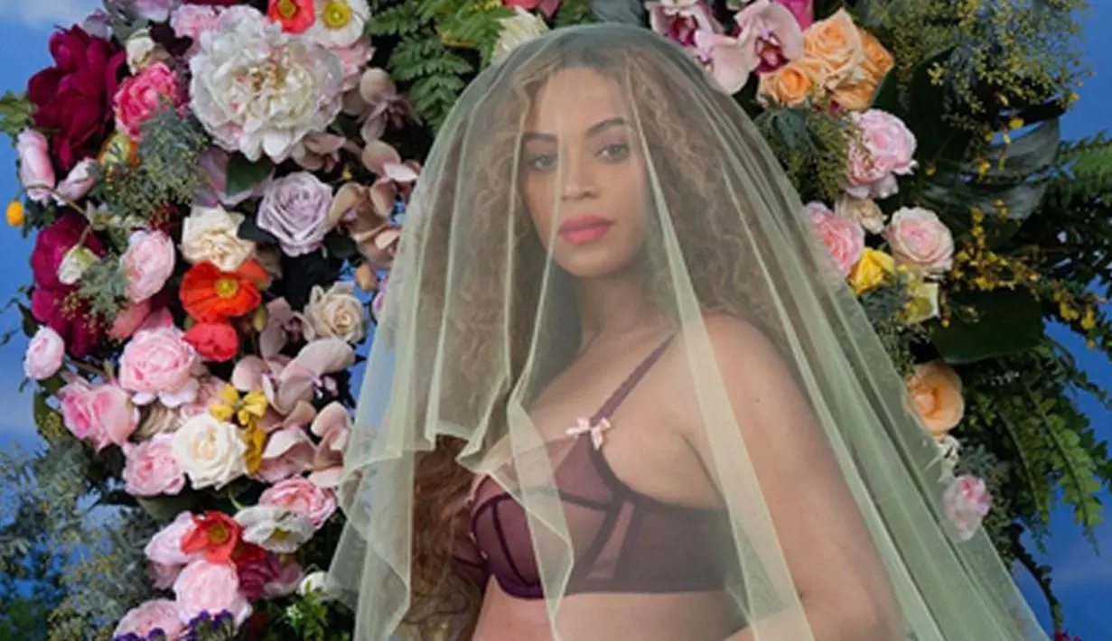 Kabar bahagia datang dari penyanyi papan atas, Beyonce. Lewat unggahan foto di Instagram, Beyonce mengabarkan bahwa dirinya tengah berbadan dua. Hal ini tentu saja menjadi kabar gembira untuknya dan Jay Z, sang suami. (Instagram/beyonce)