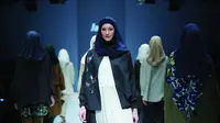 Intip Inspirasi Modest Wear dari 3 Desainer Muda di JFW 2017