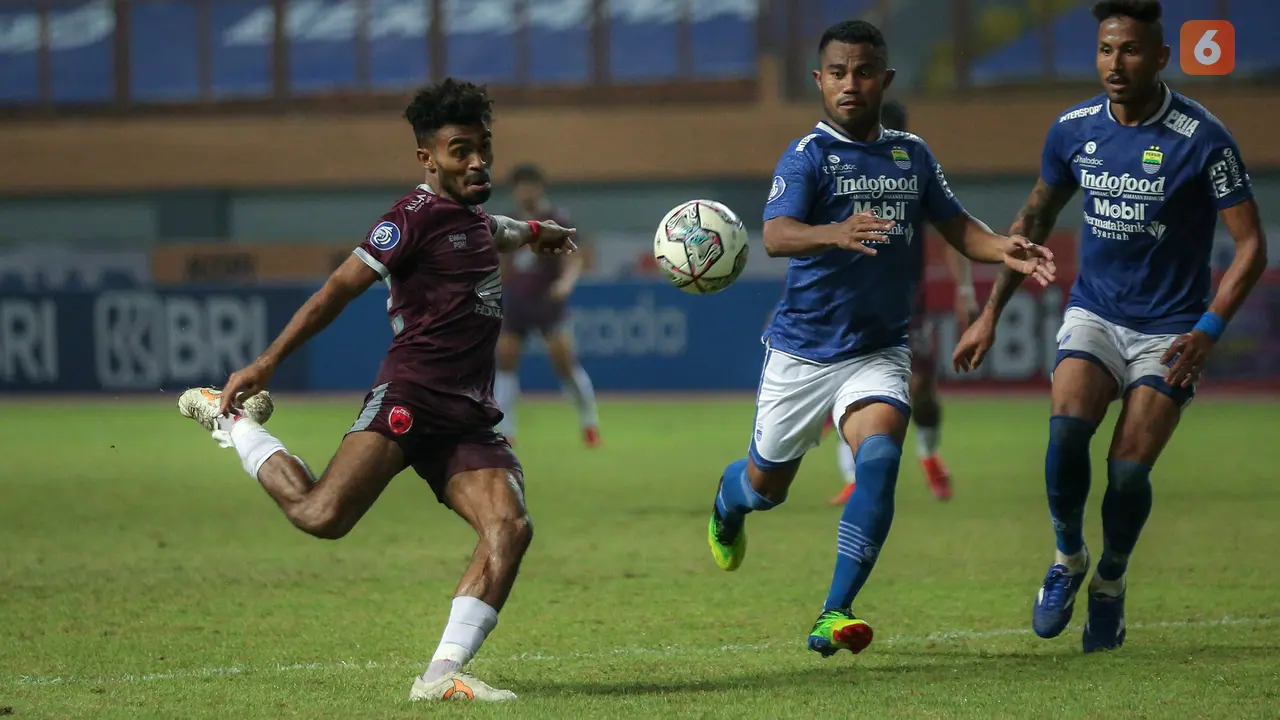 BRI Liga 1 2021: Persib Bandung vs PSM Makassar