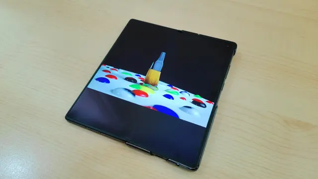 Layar Dalam Vivo X Fold 3 Pro