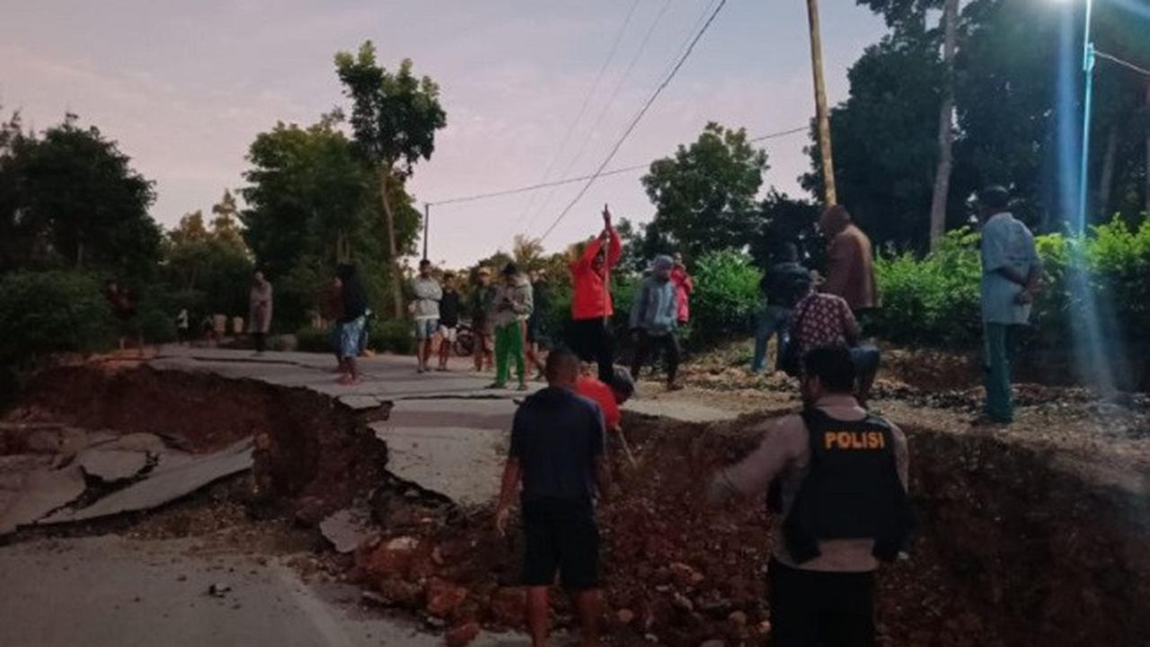 Kerusakan gempa maluku