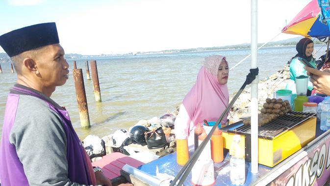 Cerita Samsul Banting Tulang Jual Bakso Demi Berangkat Haji Regional Liputan6 