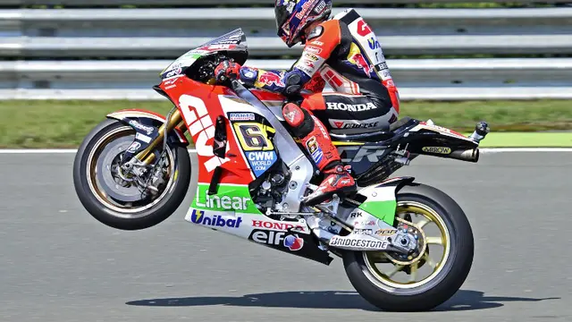 Stefan Bradl Resmi Gabung Yamaha (UDAH)