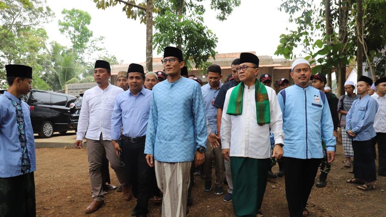 Zulkifli Hasan Ajak Sandiaga Uno Temui Tokoh Utama Aksi 212 di Ciamis