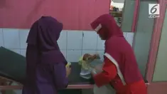 Bayi ditemukan dalam kondisi sehat dan terus menangis karena lapar.