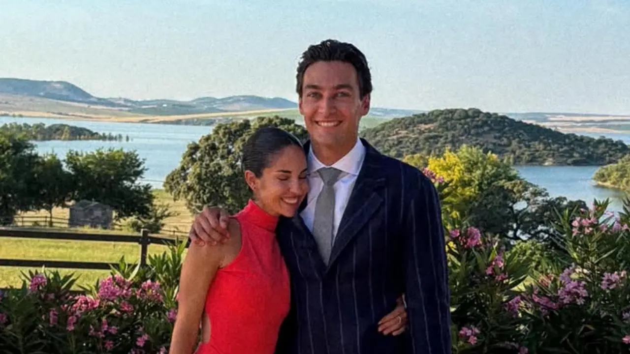 George Russell dan Carmen Montero