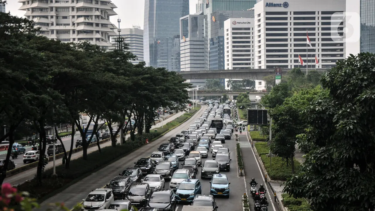Aturan Jam Kerja di Jakarta