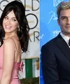Katy Perry meluangkan waktu di antara rentetan jadwal yang padat demi mendukung Orlanndo Bloom. (people)