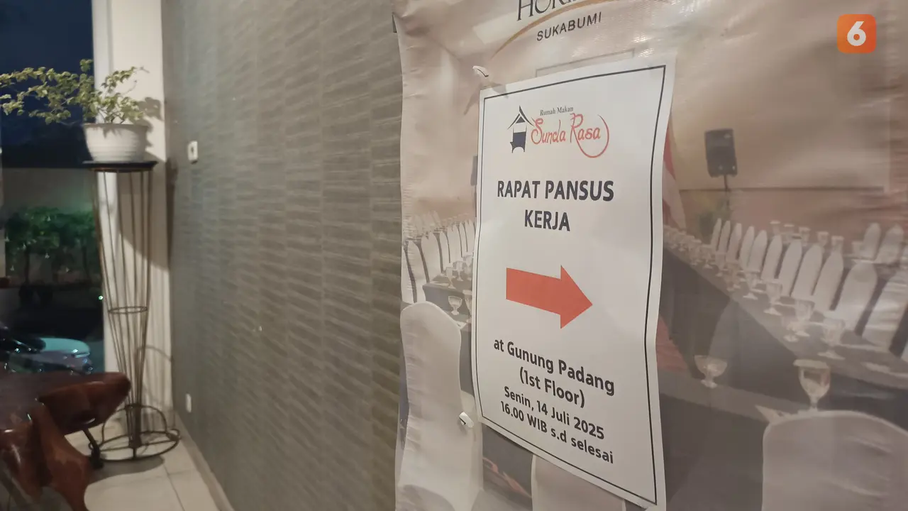 Rapat Pansus Kerja DPRD Kota Sukabumi di salah satu hotel berbintang. (Liputan6.com/Istimewa).