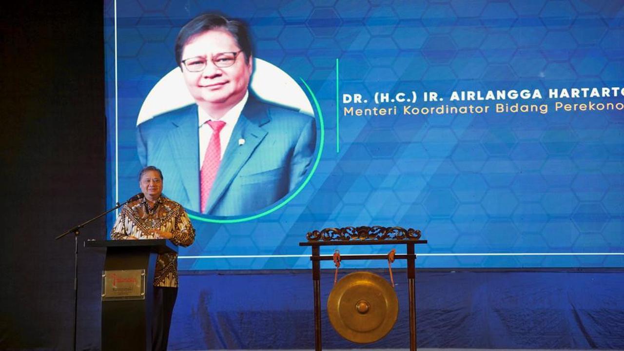 Menteri Koordinator Bidang Perekonomian Airlangga Hartarto dalam acara Musyawarah Anggota Asosiasi Emiten Indonesia (AEI) 2023 di Hotel Kempinski, Jakarta, Kamis (14/9/2023). (Dok Kemenko Perekonomian)