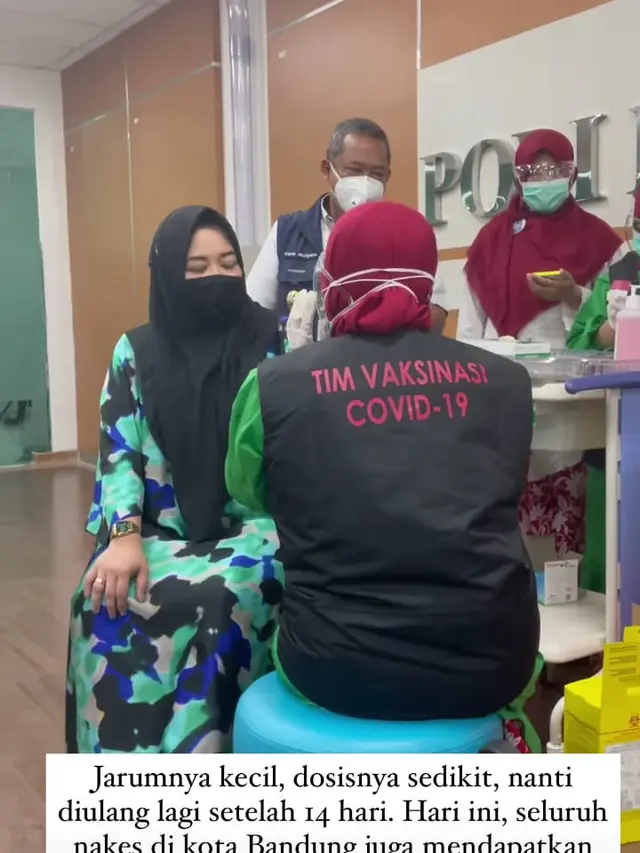 6 Momen Risa Saraswati Terima Vaksin COVID-19, Tak Alami Gejala