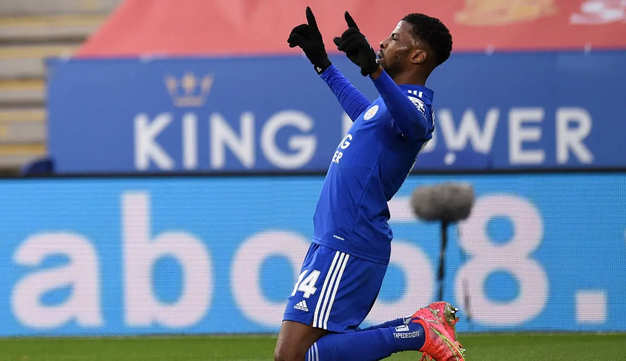 Kelechi Iheanacho - Bomber Leicester City juga ambil bagian di pesta sepak bola di Benua Afrika. Kelechi Iheanacho adalah ujung tombak Nigeria dalam urusan mencetak gol. (AFP/Oli Scarff/Pool)