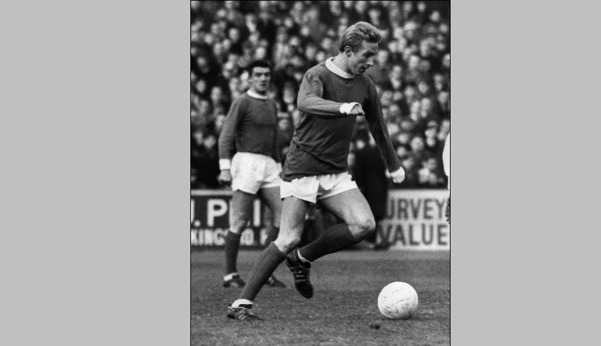 Denis Law berada di peringkat keempat dengan 28 gol. (AFP Photo)