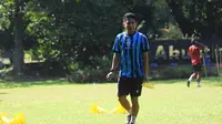 Pelatih fisik baru Arema, Gaselly Jan Panam. (Iwan Setiawan/Bola.com)