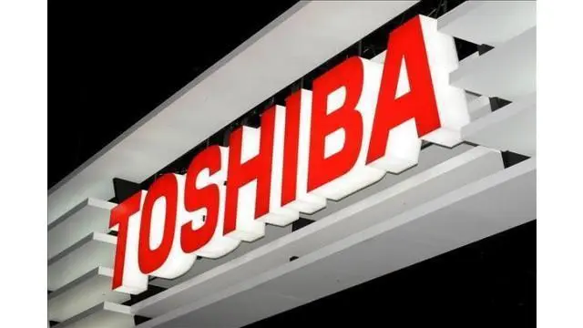 Manajemen Toshiba mengatkan,  pengurangan tenaga kerja di Perusahaannya bukan semata-mata keinginan dari perusahaan. Pasalnya selama ini para pekerja di pabrik Toshiba, khususnya pekerja wanita telah meminta untuk pensiun dini.
