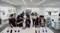 Antrean pre-order iPhone 15 series di iBox Central Park. (Doc: Erajaya)