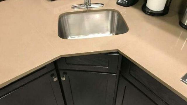 8 Potret Desain Dapur Ini Nyeleneh Banget, Bikin Mikir Keras