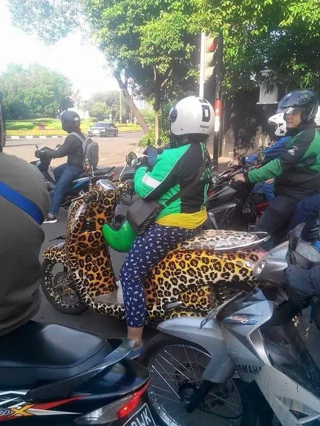 6 Motor Driver Ojek Online Ini Unik Banget, Jadi Sorotan di Jalanan