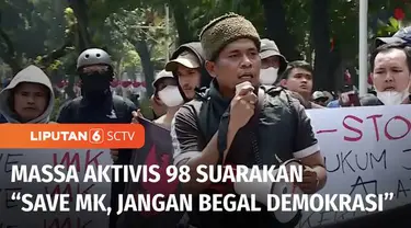 Selain di depan Gedung DPR unjuk rasa juga dilakukan di depan Gedung MK yang hendak mengawal putusan MK. Massa gabungan terdiri dari forum Guru Besar, Akademisi Pro Demokrasi, masyarakat sipil, dan Aktivis 98.