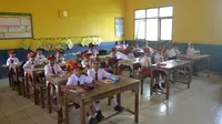 Anak SD Sudah Berani PDKT, Orangtua Harus Apa?