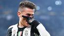 Gaya pemain Juventus, Paulo Dybala usai mencetak gol ke gawang Atalanta pada laga semifinal Coppa Italia di Juventus Stadium, Turin (11/1/2017). Juventus menang 3-2. (Alessandro Di Marco/ANSA via AP)