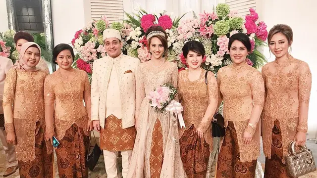 7 Potret Mewah Resepsi Pernikahan Tsamara Amany dan Ismail Fajrie Alatas