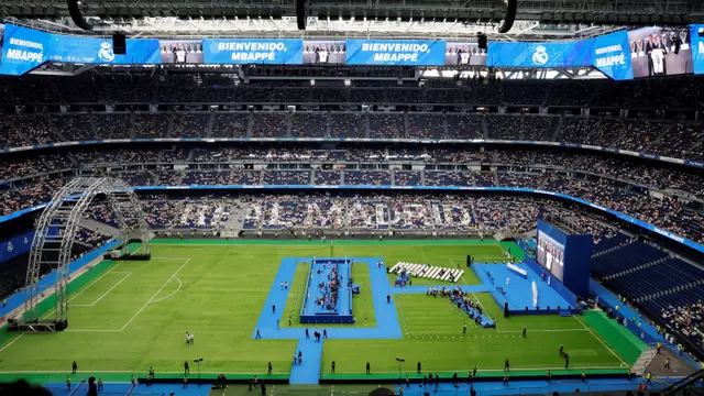 Foto: Bahagianya Kylian Mbappe saat Diperkenalkan Real Madrid