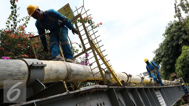 20160921-Pekerja Jaringan Pipa Gas PGN-Jakarta- Helmi Afandi