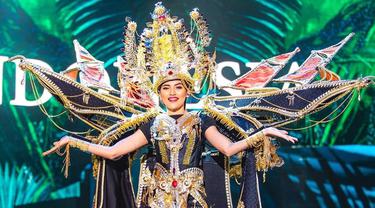Pesona Sarlin Jones Pakai Kostum 30 Kg di Miss Grand International