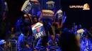 Para kader Demokrat ini membawa sejumlah poster yang bertuliskan Jakarta Love SBY (Liputan6.com/Helmi Fithriansyah)