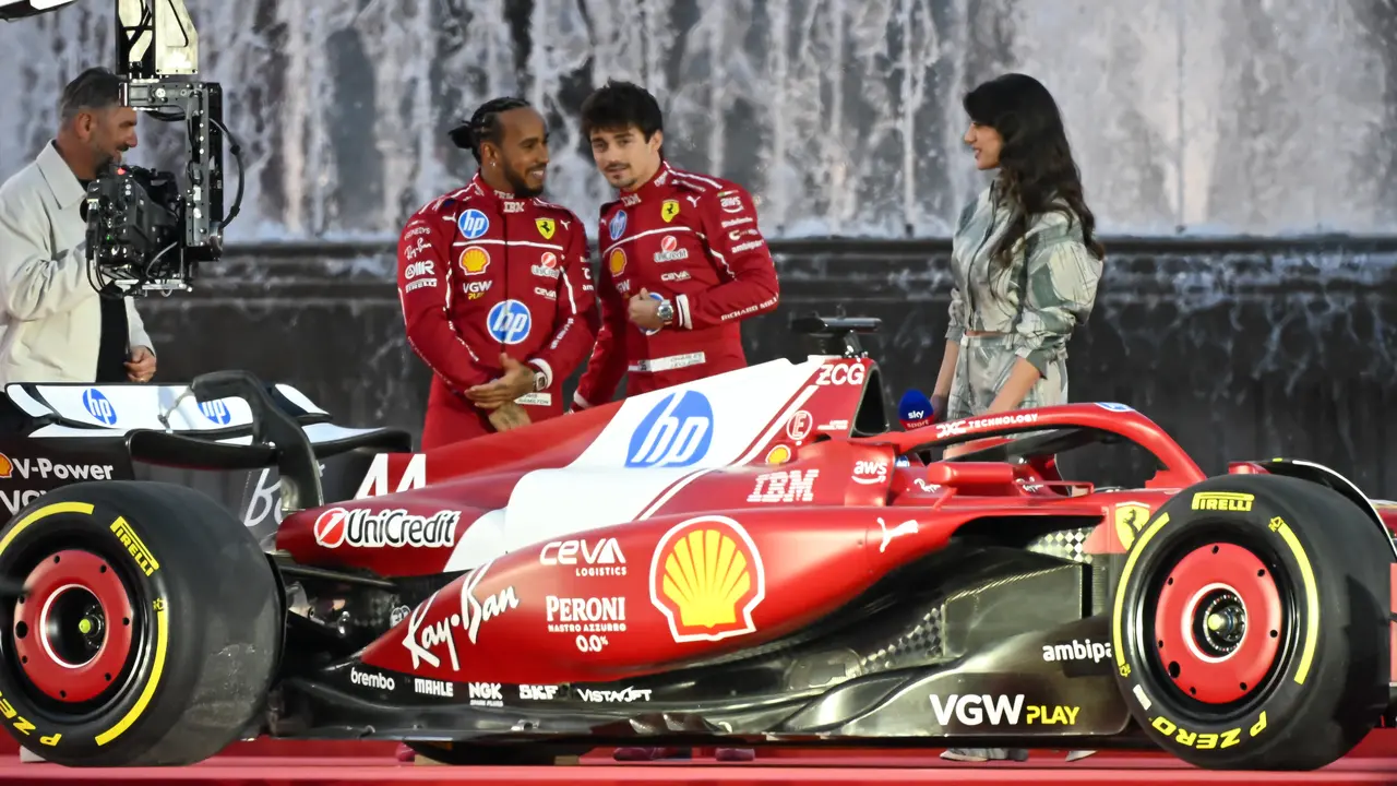 Lewis Hamilton dan Charles Leclerc