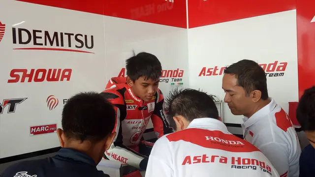 Pembalap Astra Honda Racing Team (AHRT), Mario Suryo Aji (Liputan6.com / Jonathan Pandapotan)
