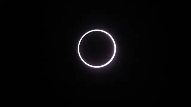 20160901-Gerhana Matahari Cincin di Berbagai Belahan Dunia-Reuters