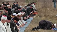 Ibadah Muslim Ukraina di tengah invasi Rusia. Dok: Facebook Kedubes Ukraina di Jakarta
