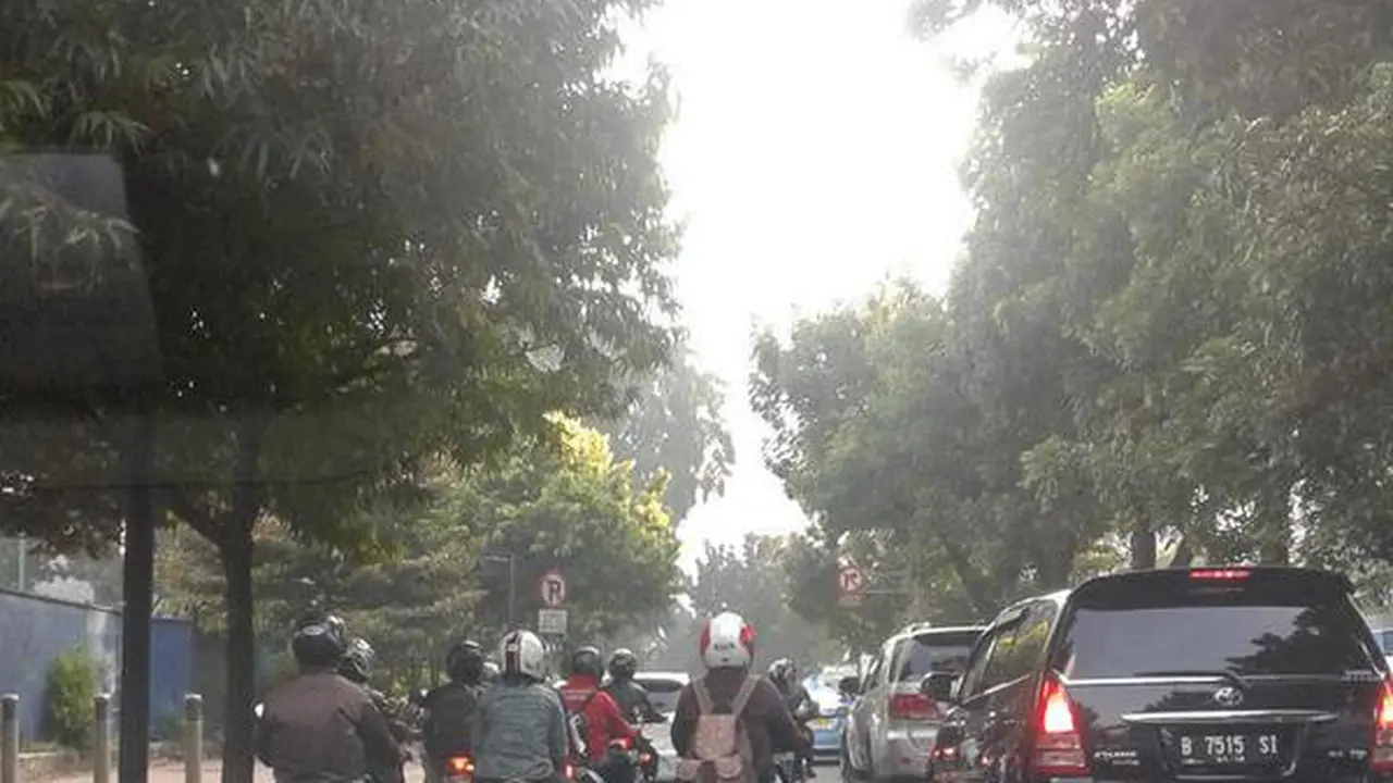 Diwarnai Kecelakaan, Lalu lintas Jakarta Pagi Ini Padat