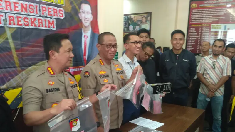 Pengemudi Lambhorghini todong pistol ke pelajar positif narkoba.